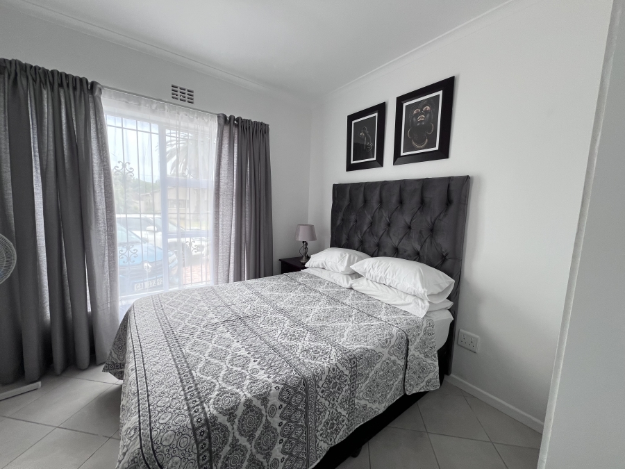 To Let 1 Bedroom Property for Rent in Tijgerhof Western Cape